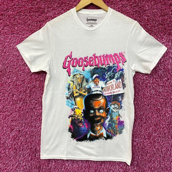 Goosebumps RL Stine Horror Series Cover Art Collage Tee Small - Picture 1 of 4